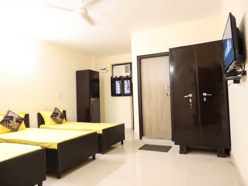 Triple Occupancy Room